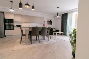Comfort Retreat- short walk to city attractions